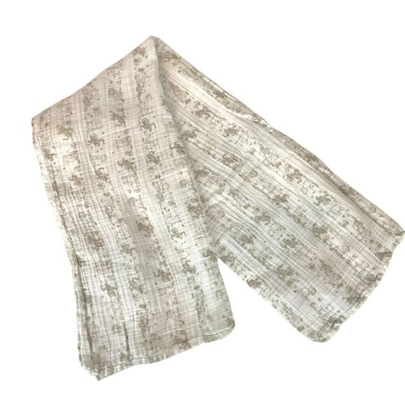 Disney Baby Aden + Anais Classic Pooh Cotton Muslin Gauze Swaddle Blanket - Picture 2 of 4